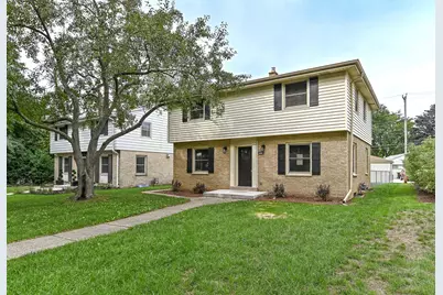 2225 N 103rd St, Wauwatosa, WI 53226 - Photo 42
