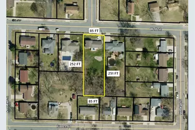 724  Well St, Onalaska, WI 54650 - Photo 8