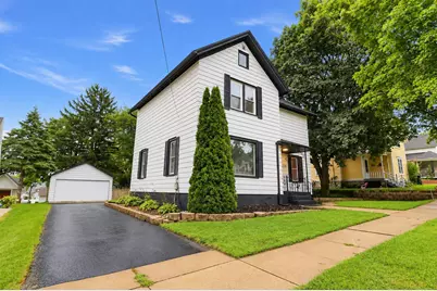 324  Conkey St, Burlington, WI 53105 - Photo 2