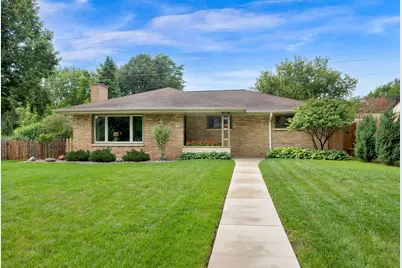 1305 N 119th St, Wauwatosa, WI 53226 - Photo 28