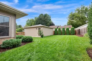 1305 N 119th St, Wauwatosa, WI 53226 - Photo 26