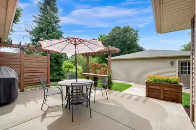 1305 N 119th St, Wauwatosa, WI 53226 - Photo 24