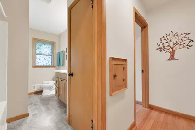 1305 N 119th St, Wauwatosa, WI 53226 - Photo 8