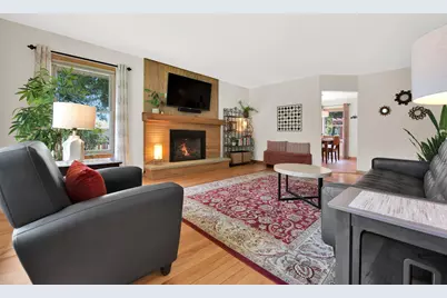 1305 N 119th St, Wauwatosa, WI 53226 - Photo 6