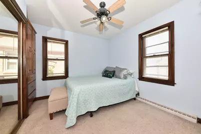 2426 S 73rd St, West Allis, WI 53219 - Photo 14