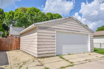 2426 S 73rd St, West Allis, WI 53219 - Photo 28