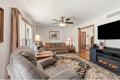 W277S8935  Hilltop Ln, Vernon, WI 53149 - Photo 14