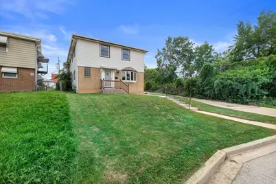 3332 S Burrell St #3332A, Milwaukee, WI 53207 - Photo 2