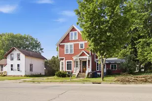 114 W Montgomery St, Sparta, WI 54656 - Photo 2