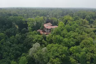 1240 E Donges Ct, Bayside, WI 53217 - Photo 6