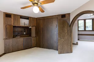1240 E Donges Ct, Bayside, WI 53217 - Photo 44