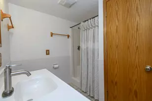 807 Meadowbrook Dr, West Bend, WI 53090 - Photo 26