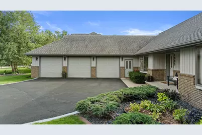 1905  Hickory Ln, Oshkosh, WI 54901 - Photo 56