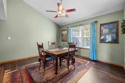 643  Riverwood Ln, West Bend, WI 53095 - Photo 6