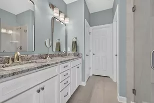 551 N Stone Ridge Dr, Lake Geneva, WI 53147 - Photo 16