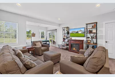 551 N Stone Ridge Dr, Lake Geneva, WI 53147 - Photo 24
