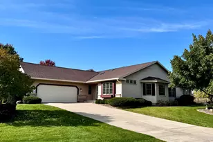 N66W15400 Raven Way Dr, Menomonee Falls, WI 53051 - Photo 1
