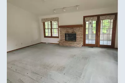 N66W15400  Raven Way Dr, Menomonee Falls, WI 53051 - Photo 12