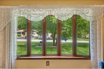 16755 W Hearthside Dr, New Berlin, WI 53151 - Photo 6