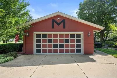 16755 W Hearthside Dr, New Berlin, WI 53151 - Photo 34