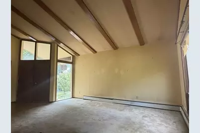 5435 S 15th Pl, Milwaukee, WI 53221 - Photo 6
