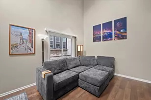 1523 N Marshall St, Milwaukee, WI 53202 - Photo 14