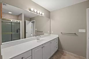 1523 N Marshall St, Milwaukee, WI 53202 - Photo 18