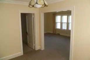1755 S 73rd St, West Allis, WI 53214 - Photo 6