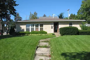 7426 Pershing Blvd, Kenosha, WI 53142 - Photo 4