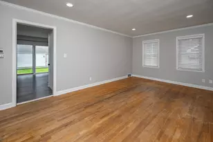 1603 S 92nd St, West Allis, WI 53214 - Photo 10