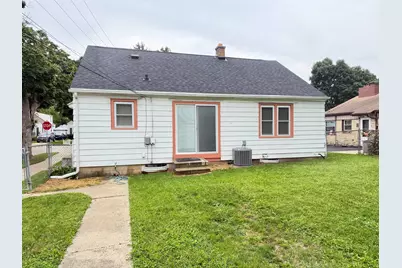 1603 S 92nd St, West Allis, WI 53214 - Photo 4
