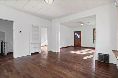 1303  Kane St, La Crosse, WI 54603 - Photo 6