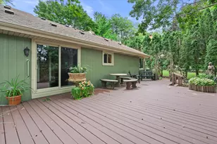 717 Mansfield Cir, Hartland, WI 53029 - Photo 46
