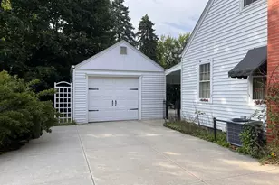 3424 N Elmwood Dr, Racine, WI 53405 - Photo 18