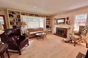 3424 N Elmwood Dr, Racine, WI 53405 - Photo 4