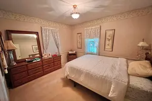 3424 N Elmwood Dr, Racine, WI 53405 - Photo 8