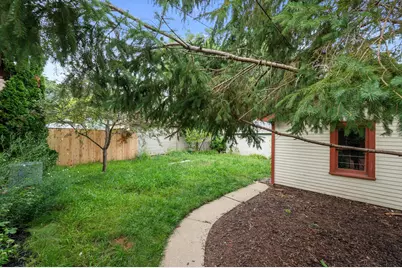 3276 N 47th St, Milwaukee, WI 53216 - Photo 6