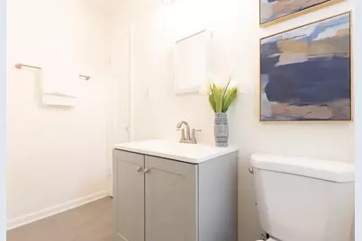 4041 N Bartlett Ave #4043, Shorewood, WI 53211 - Photo 16