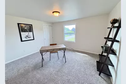 8008  Gina Dr, Racine, WI 53406 - Photo 20