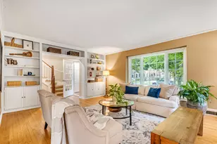 4760 N Woodburn St, Whitefish Bay, WI 53211 - Photo 4