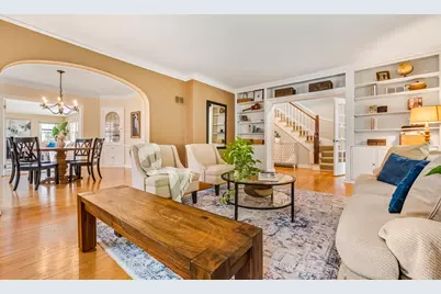 4760 N Woodburn St, Whitefish Bay, WI 53211 - Photo 6