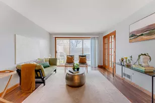 2525 S Shore Dr, Milwaukee, WI 53207 - Photo 1