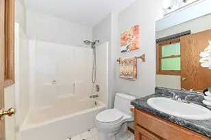 9140 Morgan Ct, Racine, WI 53126 - Photo 34