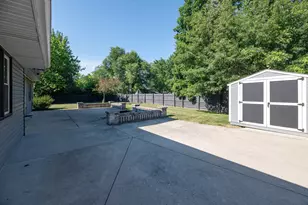 9140 Morgan Ct, Racine, WI 53126 - Photo 44