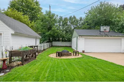 2924 N 74th St, Milwaukee, WI 53210 - Photo 26
