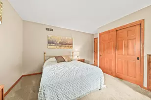 1865 Lone Oak Circle, Brookfield, WI 53045 - Photo 22