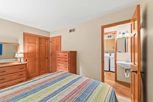 1865 Lone Oak Circle, Brookfield, WI 53045 - Photo 18