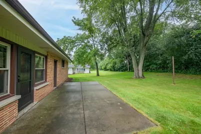 1865  Lone Oak Cir, Brookfield, WI 53045 - Photo 24
