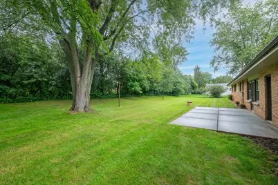 1865  Lone Oak Cir, Brookfield, WI 53045 - Photo 26