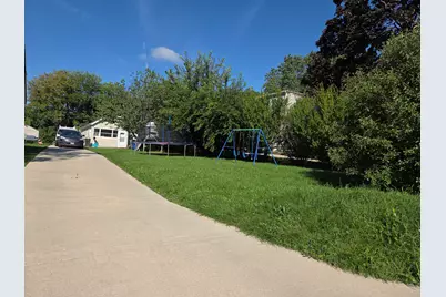 1567 S 100th St, West Allis, WI 53214 - Photo 28
